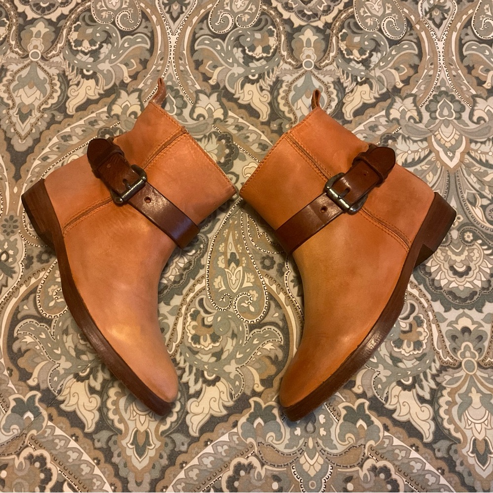 EUC Hollywood Trading Company HTC Gwen Hand Made Booties Made in Portugal